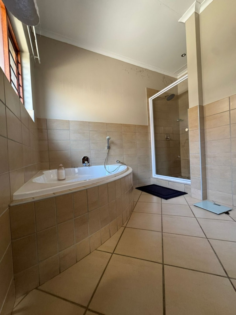3 Bedroom Property for Sale in Wilkoppies North West